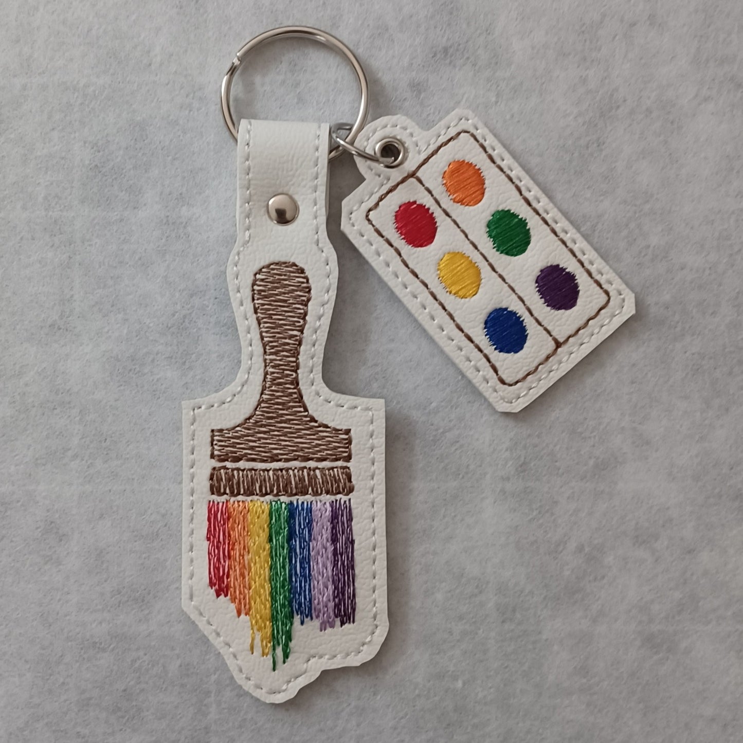 Paintbrush & Palette Embroidered Vinyl Key Ring
