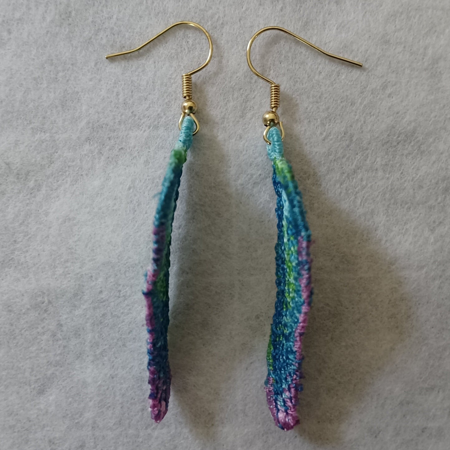 Dragonfly Wing Free-Standing Lace Embroidered Earrings