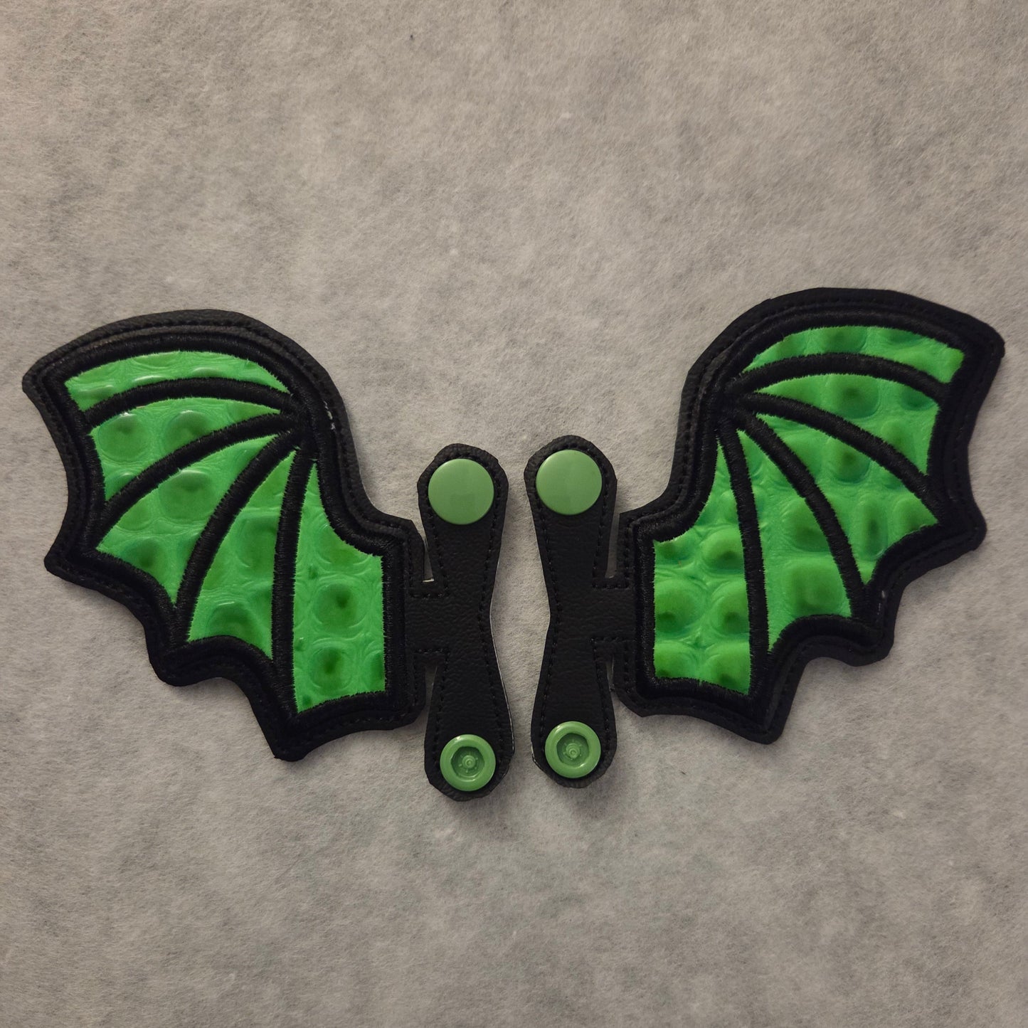 Bat Wings Snap Shoe Wings