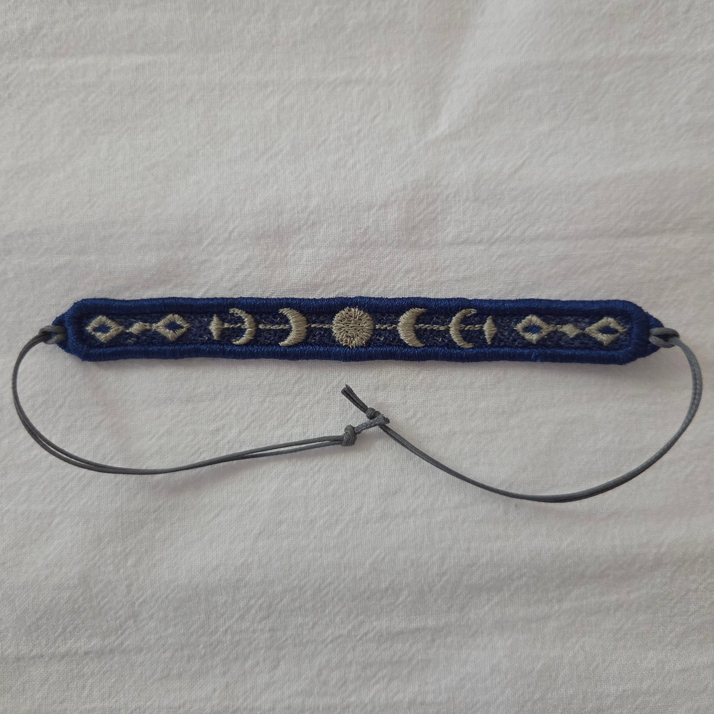 Free-Standing Lace Statement Bracelets