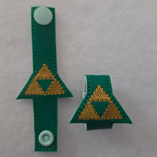 Action-Adventure Game Triangle Snap Charms
