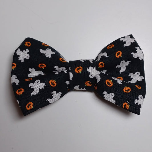 Halloween Ghosts & Pumpkins Over-the-Collar Pet Bow / Bowtie