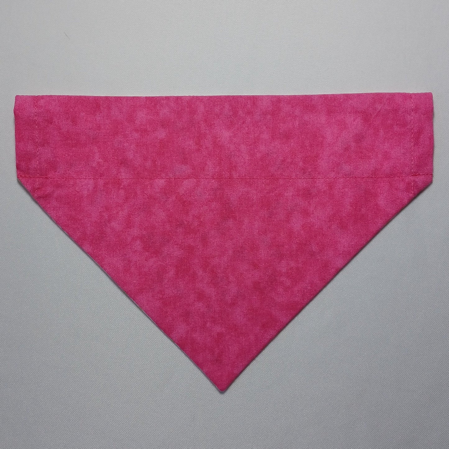 Daisies on Pink / Bright Pink Marbled Over-the-Collar Pet Bandana