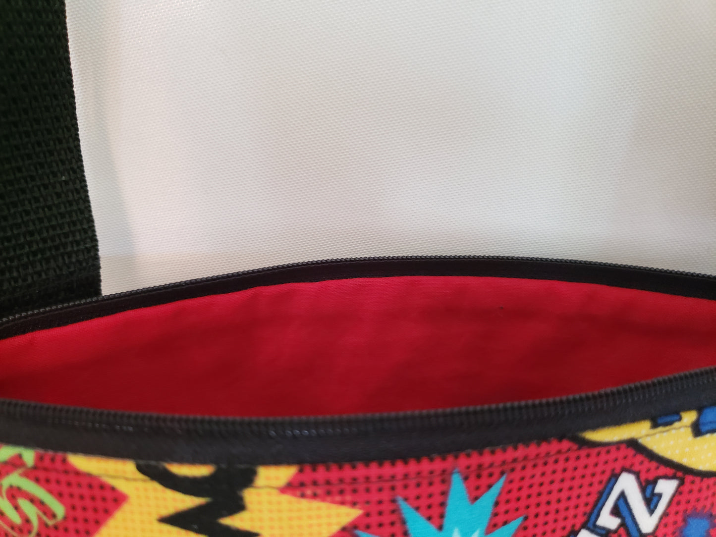 Comic Bubbles Red Crossbody Bag