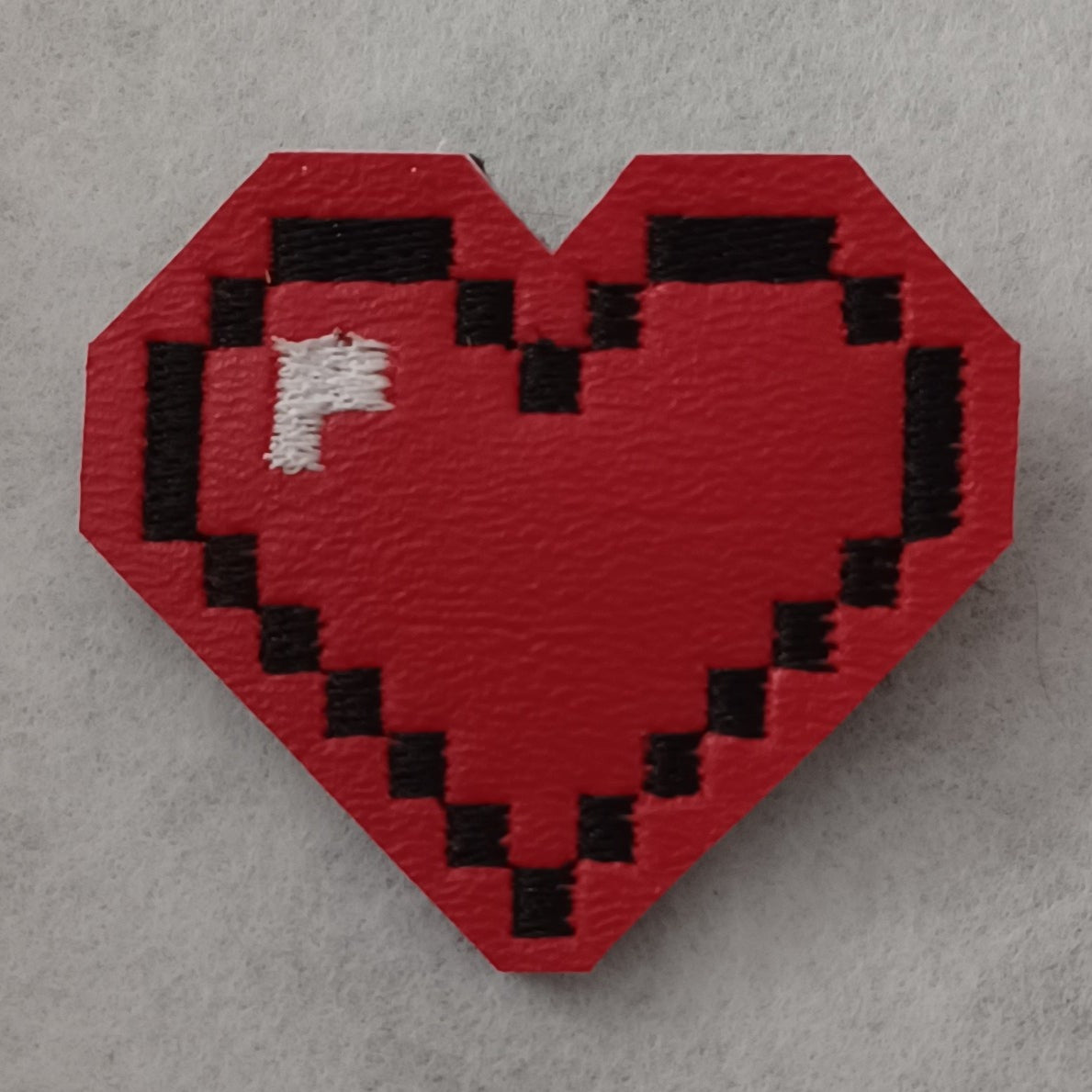 8-bit Heart Vinyl Pin
