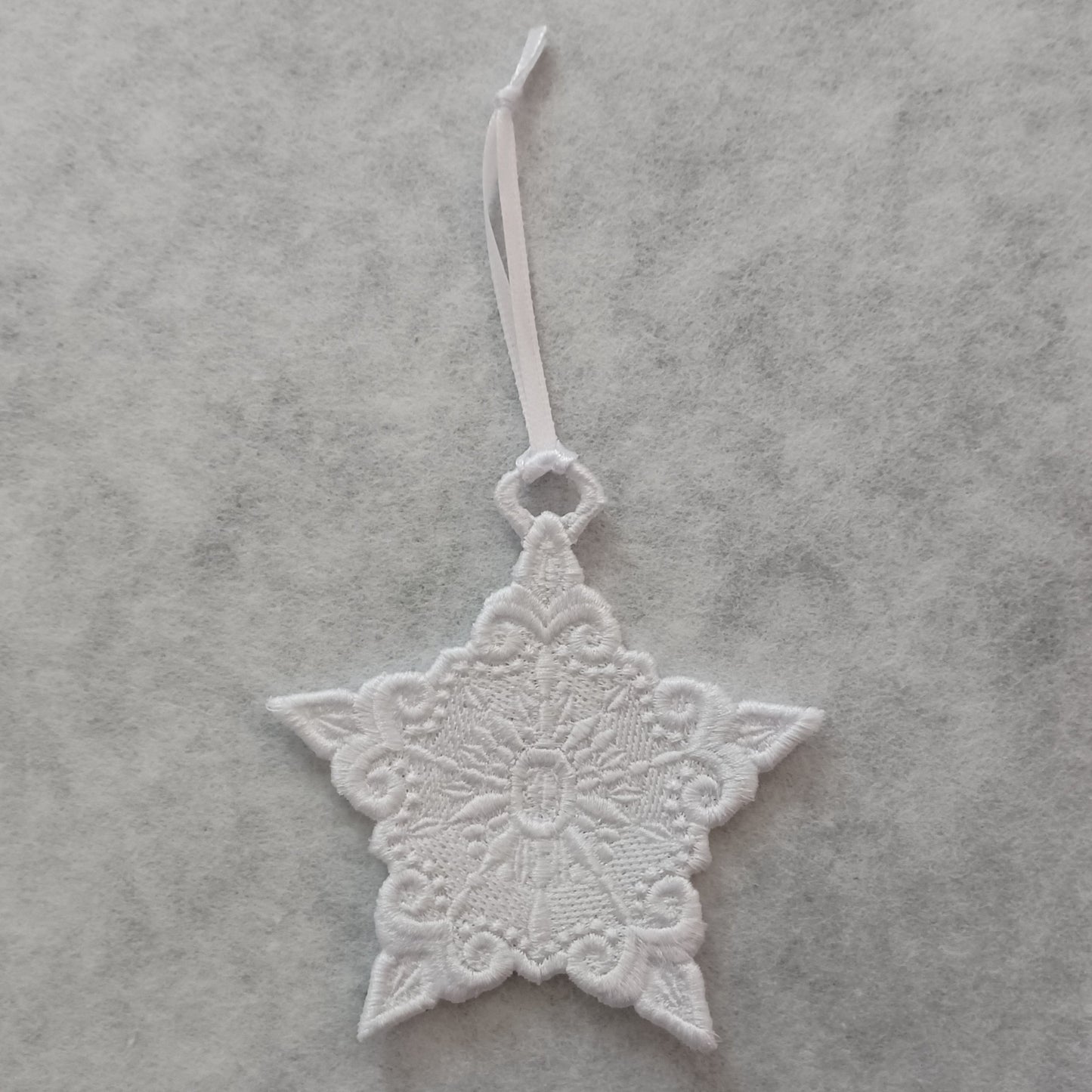 Free-Standing Lace Elegant Ornaments