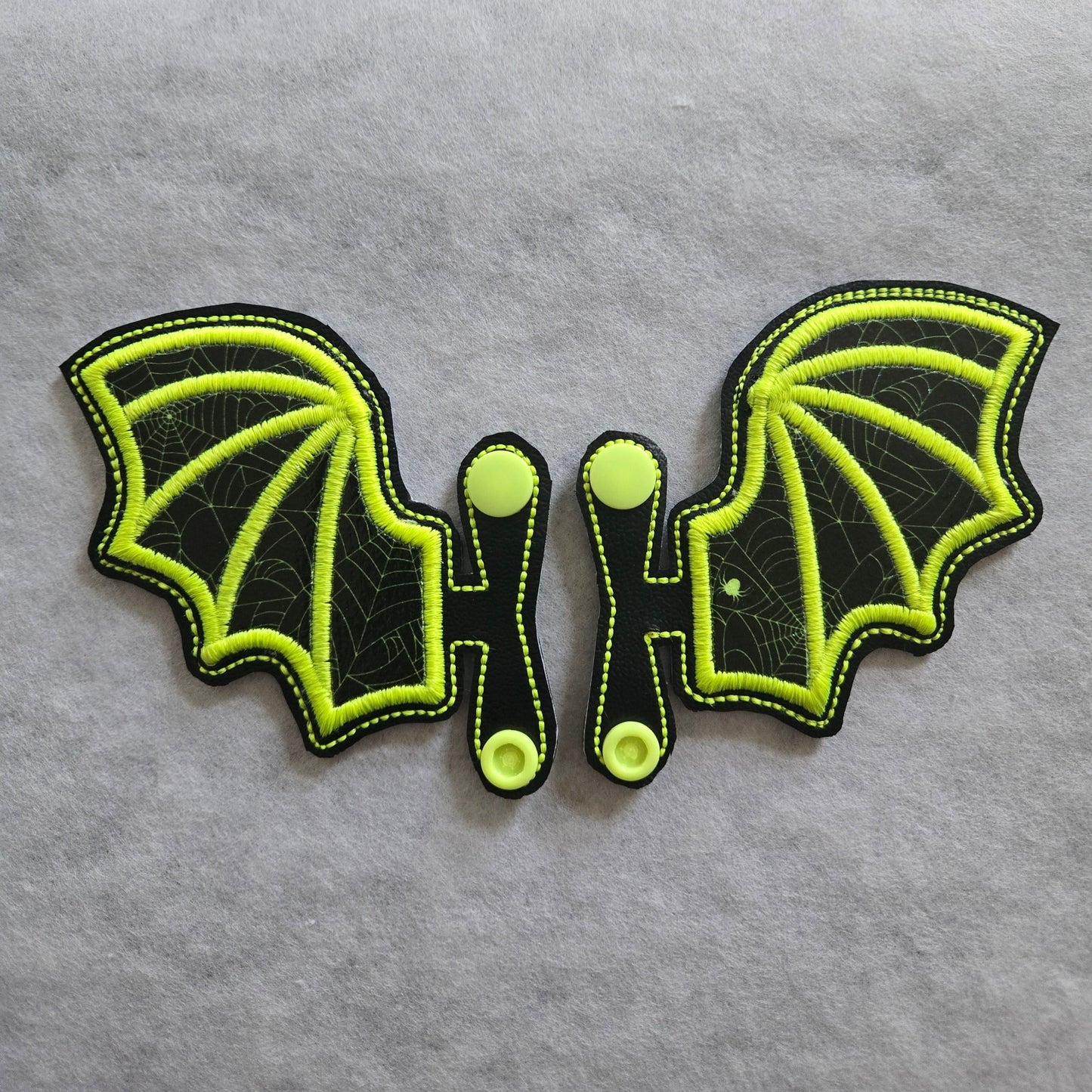 Bat Wings Snap Shoe Wings