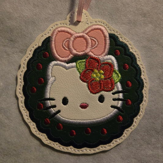 Cat Face in Wreath Ornament