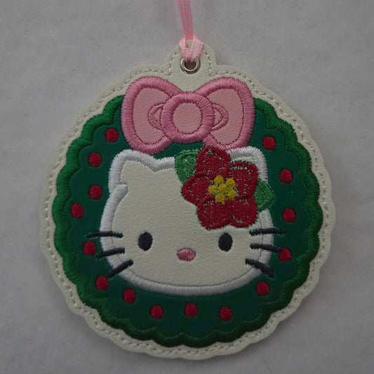 Cat Face in Wreath Ornament