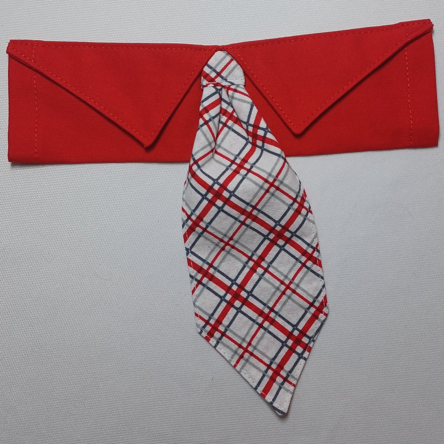 White Diagonal Plaid Over-the-Collar Pet Necktie & Shirt Collar