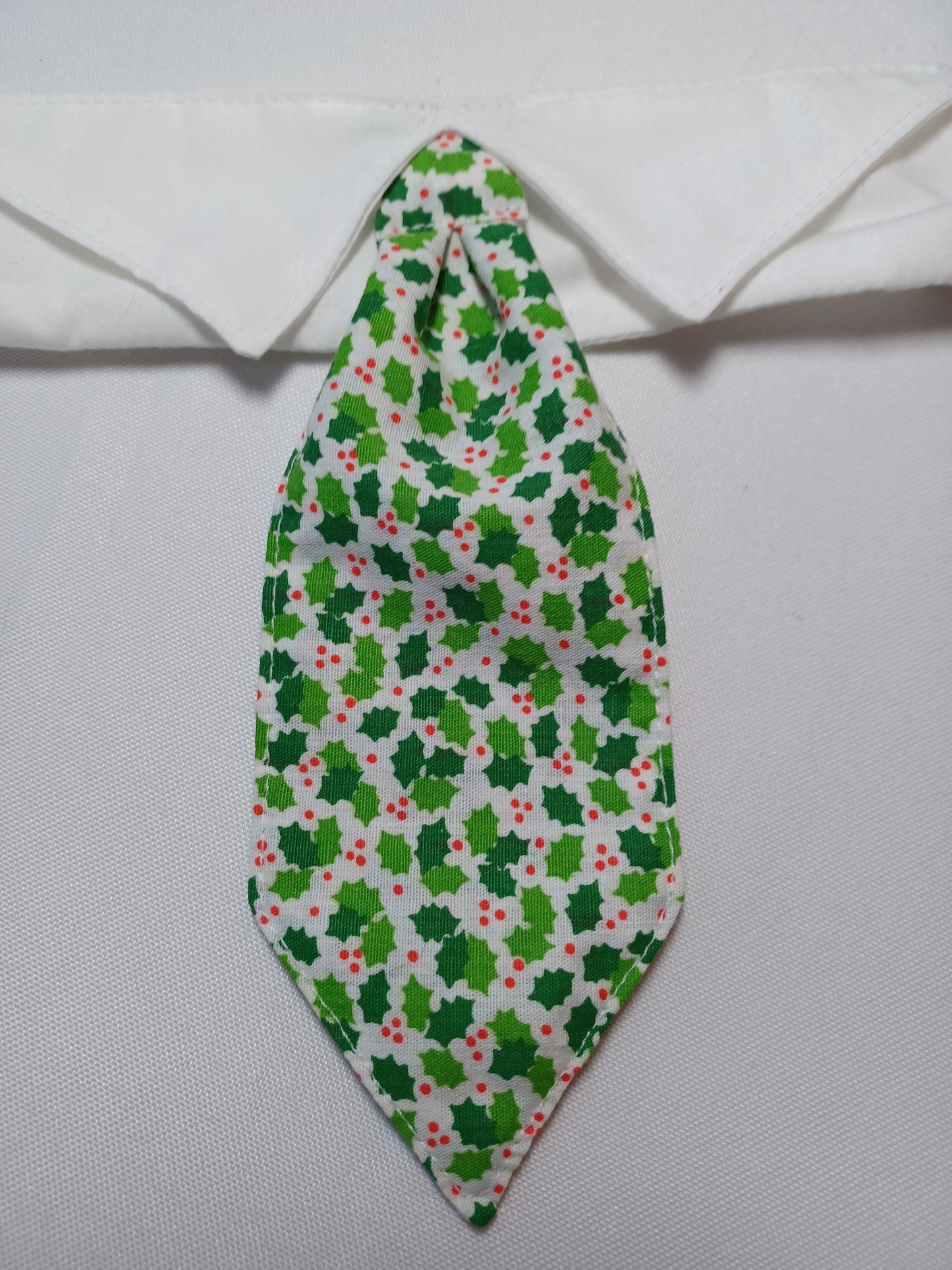 Christmas Mini Holly Over-the-Collar Pet Necktie & Shirt Collar