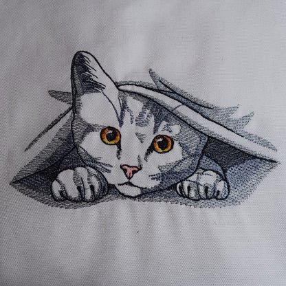 Peeking Kitty (Embroidered CYO)
